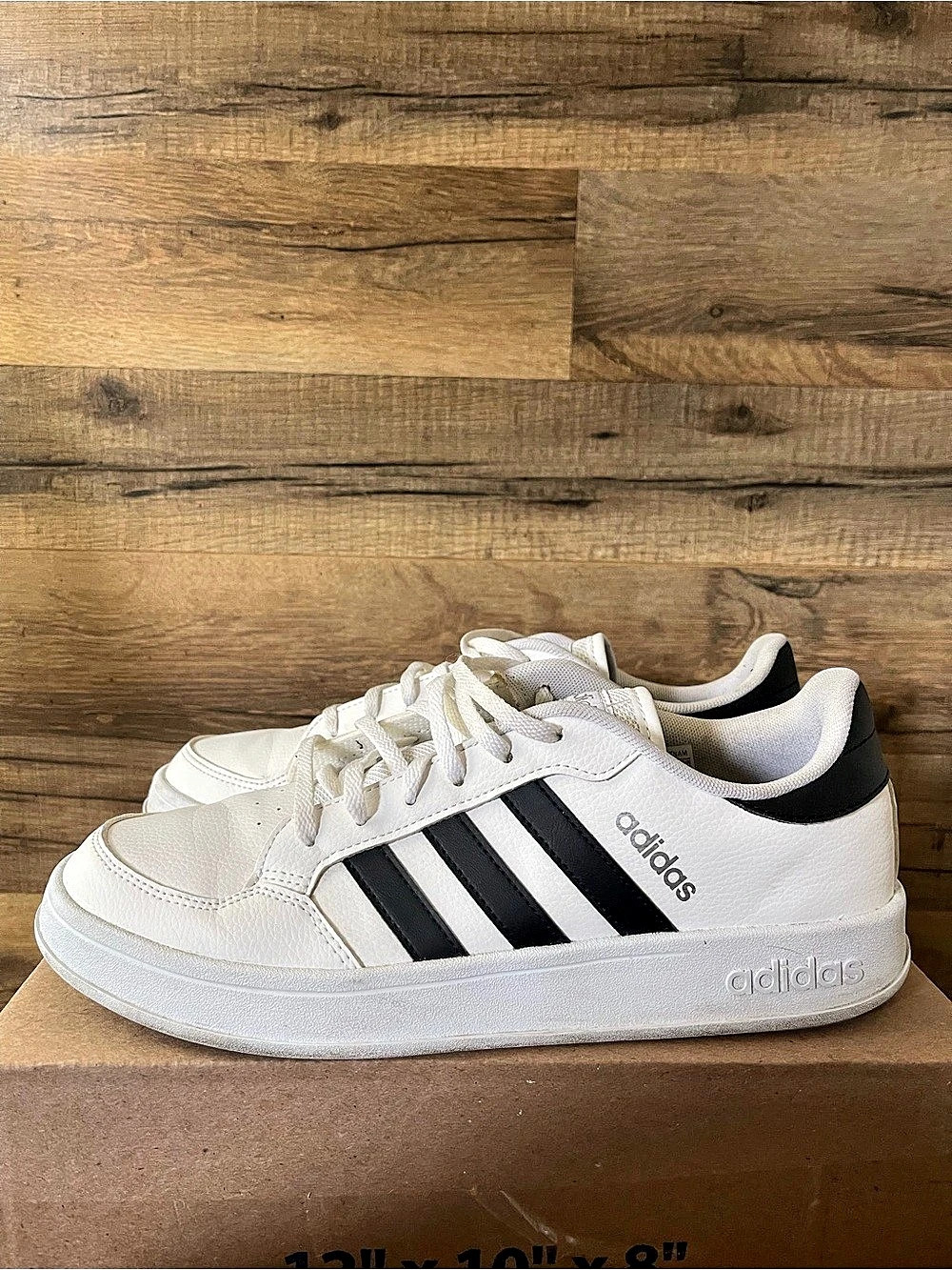 Adidas White Black Low Top Leather Sneakers Men’s Size: 10